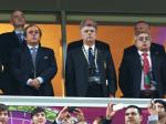 Michel-Platini-bersama-petinggi-UEFA.jpg