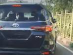 Viral Mobil Fortuner Diamuk Massa Usai Diteriaki Tabrak Lari di Tanah Abang, Polisi Ungkap Kronologi
