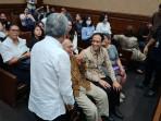 Kesaksian Para Guru tentang Chromebook dan Penilaian Pengacara Nadiem tentang 'Kasus Gaib'