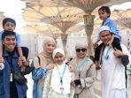 Momen-kedekatan-Hendra-Zayn-dengan-keluarga-Inara-Rusli.jpg