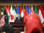 Momen-pidato-pembuka-World-Peace-Forum-ke-9-di-Jakarta.jpg