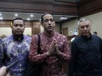 Bukti Nadiem Makarim Disayang Driver Ojol: Disebut Pahlawan Ekonomi, Dipeluk usai Sidang Tuntutan