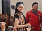 Bingung Dituduh Lakukan Pemerasan & TPPU, Nikita Mirzani Sebut Tak Pernah Sembunyikan Harta Siapapun