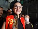 Dituding Nikita Temui JPU Diam-diam, Fitri Salhuteru Minta Bukti hingga Gelar Sayembara Rp244 M