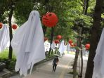 Nuansa-Halloween-Hiasi-Pedestrian-Jalan-Sudirman_20251031_170554.jpg