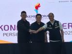 PERSIAPAN-SEA-GAMES-2025-Menpora-Erick-Thohir-foto-bersama.jpg