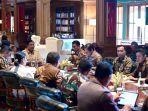 Prabowo Pimpin Rapat Terbatas Bahas Penataan Lahan Sawit
