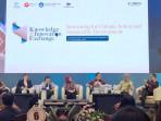 Panel-diskusi-Forum-Knowledge-and-Innovation-Exchange-KIE-di-Yogyakarta.jpg