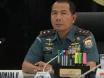 Pangkoarmada-II-Laksda-TNI-Putu-Alit-Jaya-Terima-Brevet-Kehormatan.jpg