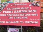 Papan-bunga-berwarna-pink-ini-me.jpg