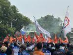Partai-Buruh-dan-serikat-pekerja-melangsungkan-aksi-unjuk-rasa.jpg