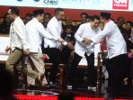 Paslon-saat-Tiba-Melakukan-Debat-Kedua-Pilgub-DKI-Jakarta_20241027_223547.jpg