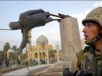Patung-Saddam-Husein.jpg
