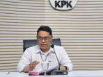 Pelaksana-tugas-Plt-Deputi-Penindakan-dan-Eksekusi-KPK-Asep-Guntur-Rahayu-saat-menjelaskan.jpg