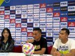 Pelatih-Sumut-FC-Ridwan-Saragih-tengah-dalam-sesi-jumpa-pers.jpg