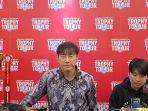 Pelatih-Timnas-Indonesia-saat-menghadiri-Trophy-Tour-ASEAN-Championship.jpg