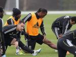 Pemain-Chelsea-melakukan-latihan.jpg