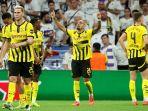 Pemain-Dortmund-Donyell-Malen-selebrasi-usai-cetak-gol-ke-gawang-Real-Madrid.jpg