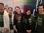 Isi Soundtrack Film Pengin Hijrah, Nadzira Shafa Cerita Pengalaman Syuting Video Musik di Uzbekistan