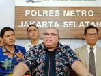 Pengacara-Razman-Arif-Nasution-dan-kuasa-hukumnya-dfg.jpg