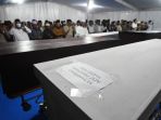 Penyerahan-Jenazah-Korban-Musala-Ponpes-Ambruk-ke-Keluarga_20251007_081858.jpg