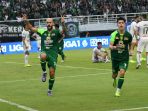 Persebaya-Surabaya-Taklukkan-Persija-Jakarta_20241123_002705.jpg