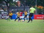 Pertandingan-final-MilkLife-Soccer-Challenge-Surabaya-2025-a.jpg