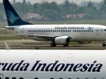 Pesawat-Garuda-Indonesia-saat-berada-di-Bandara.jpg