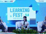 Pilot-wanita-termuda-Indonesia-Patricia-Yora-Wenas-bicara-di-Learning-Fest-30.jpg