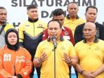 Perkuat Silaturahmi, Polisi dan Komunitas Ojol Olahraga hingga Makan Bersama