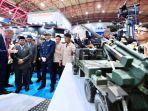 Presiden-Prabowo-Subianto-di-Indo-Defence-2025-Expo-SEKretariat-PRESIDEN.jpg