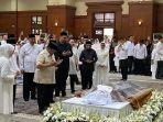 Prabowo Melayat Eddie Nalapraya: Perpisahan Seorang Murid kepada Guru Silat Indonesia