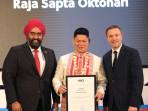 RAIH-PENGHARGAAN-Ketua-Umum-NOC-Indonesia-Raja-Sapta-Oktohari.jpg