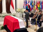 Air Mata di Gedung Pancasila dan Karpet Merah Terakhir untuk Zetro dari Kemlu RI
