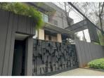 Penampakan Rumah Silmy Karim di Kebayoran Baru, Harga Hunian Sekitarnya Tembus Puluhan Miliar