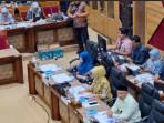 Anggota DPR Minta Prabowo Perhatikan Gaji Guru Honorer: Apakah Manusiawi Gaji Rp 300 Ribu?