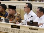 Raker-Komisi-II-DPR-dengan-Mendagri-Bahas-Hasil-Pilkada-Serentak_20250122_140741.jpg