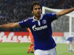 Raul-Gonzalez-dua-tangan-rentang.jpg