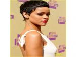 Rihanna-dengan-rambut-cowok-banget.jpg