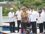 SAKTI-Wahyu-Trenggono-meresmikan-modeling-budidaya-lobster-di-Batam.jpg
