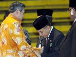 SBY-dan-Frans-Lebu-Raya.jpg