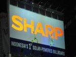SHARP-PAPAN-REKLAME-TENAGA-SURYA.jpg