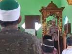 Polisi Jadi Khatib Jumat, Bripda Inama dari Polsek Pulau Sembilan Ajak Jemaah Pererat Silaturahmi