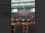 Sidang-Putusan-MK_29-Nov.jpg