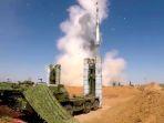 Sistem-pertahanan-udara-S-400-Triumf-buatan-Rusia-Turki.jpg<pf>Sistem-pertahanan-udara-S-400-Triumf-buatan-Rusia.jpg