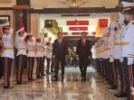 Sambut Kunjungan Menhan Singapura, Menhan Sjafrie Sjamsoeddin Sajikan Makan Siang Gado-gado