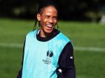 Steven-Pienaar-senyum-terus.jpg