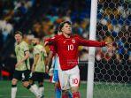 Striker-Timnas-Indonesia-Ole-Romeny-saat-melakukan-selebrasi.jpg