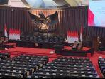 Suasana-Ruang-Rapat-Paripurna-Gedung-Nusantara-MPR-DPR-jelang-pelantikan-Prabowo-presiden.jpg