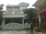 Suasana-di-kediaman-Sekjen-PDIP-Hasto-Kristiyanto.jpg